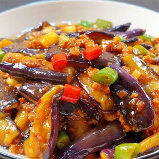 鱼香茄子煲 Clay Pot Eggplant with Garlic Sauce